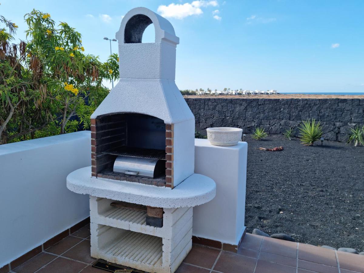 Villa Ana Playa Blanca  Buitenkant foto