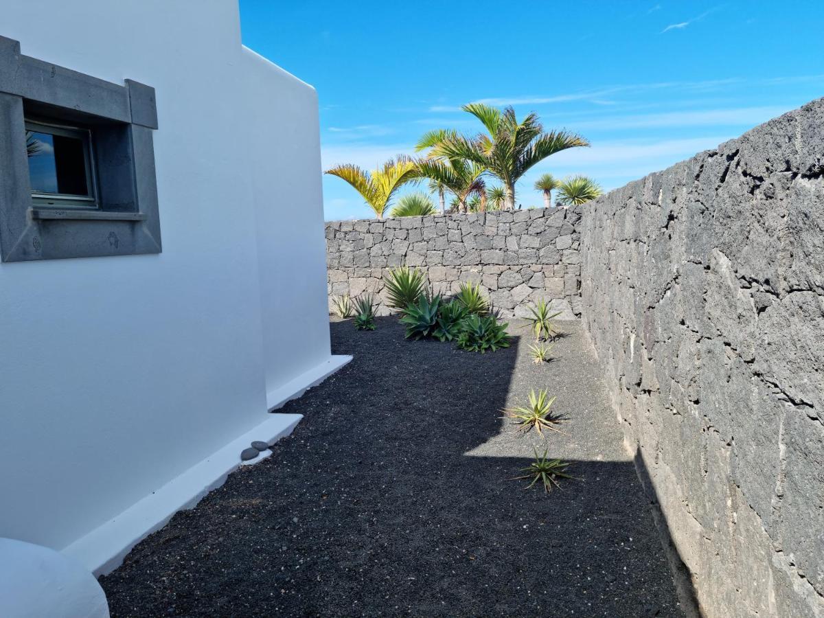 Villa Ana Playa Blanca  Buitenkant foto